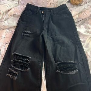shein women’s black baggy ripped jeans size small